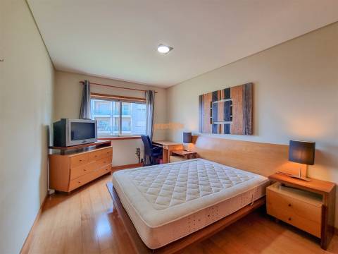 Apartamento T2 Arrendamento em Nogueira, Fraião e Lamaçães,Braga