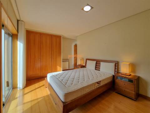 Apartamento T2 Arrendamento em Nogueira, Fraião e Lamaçães,Braga