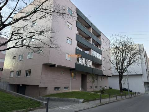 Apartamento T3 Arrendamento em Braga (São Vítor),Braga
