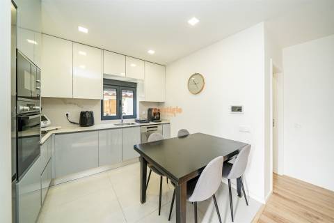 Andar Moradia T3 Venda em Braga (São José de São Lázaro e São João do Souto),Braga