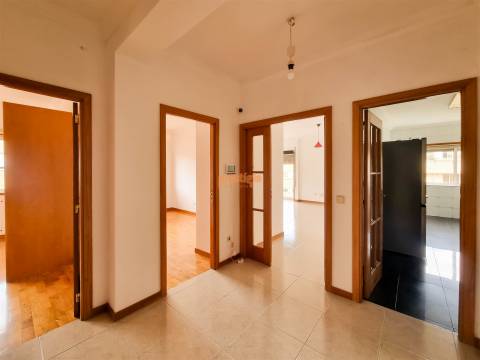 Apartamento T2 Arrendamento em Braga (São Vicente),Braga