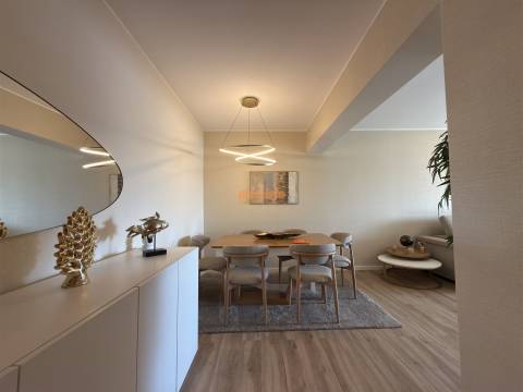 Apartamento T3 Arrendamento em Bougado (São Martinho e Santiago),Trofa