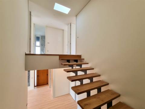 Moradia Geminada T4 Venda em Palmeira,Braga