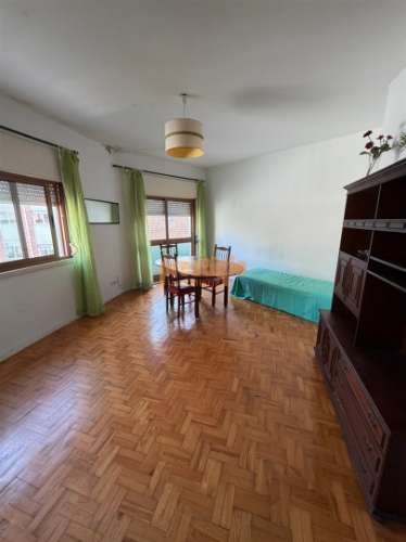 Apartamento T2 Arrendamento em Paranhos,Porto