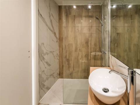 Moradia Geminada T4 Venda em Palmeira,Braga