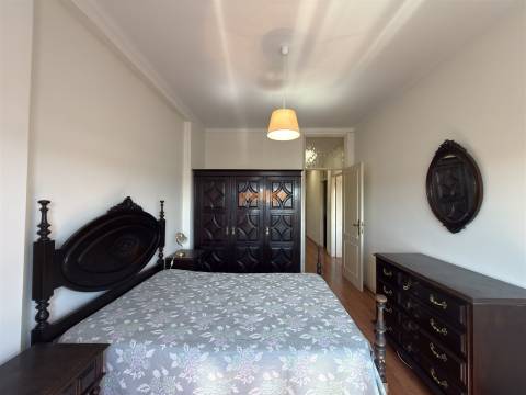 Apartamento T4 Arrendamento em Braga (São José de São Lázaro e São João do Souto),Braga