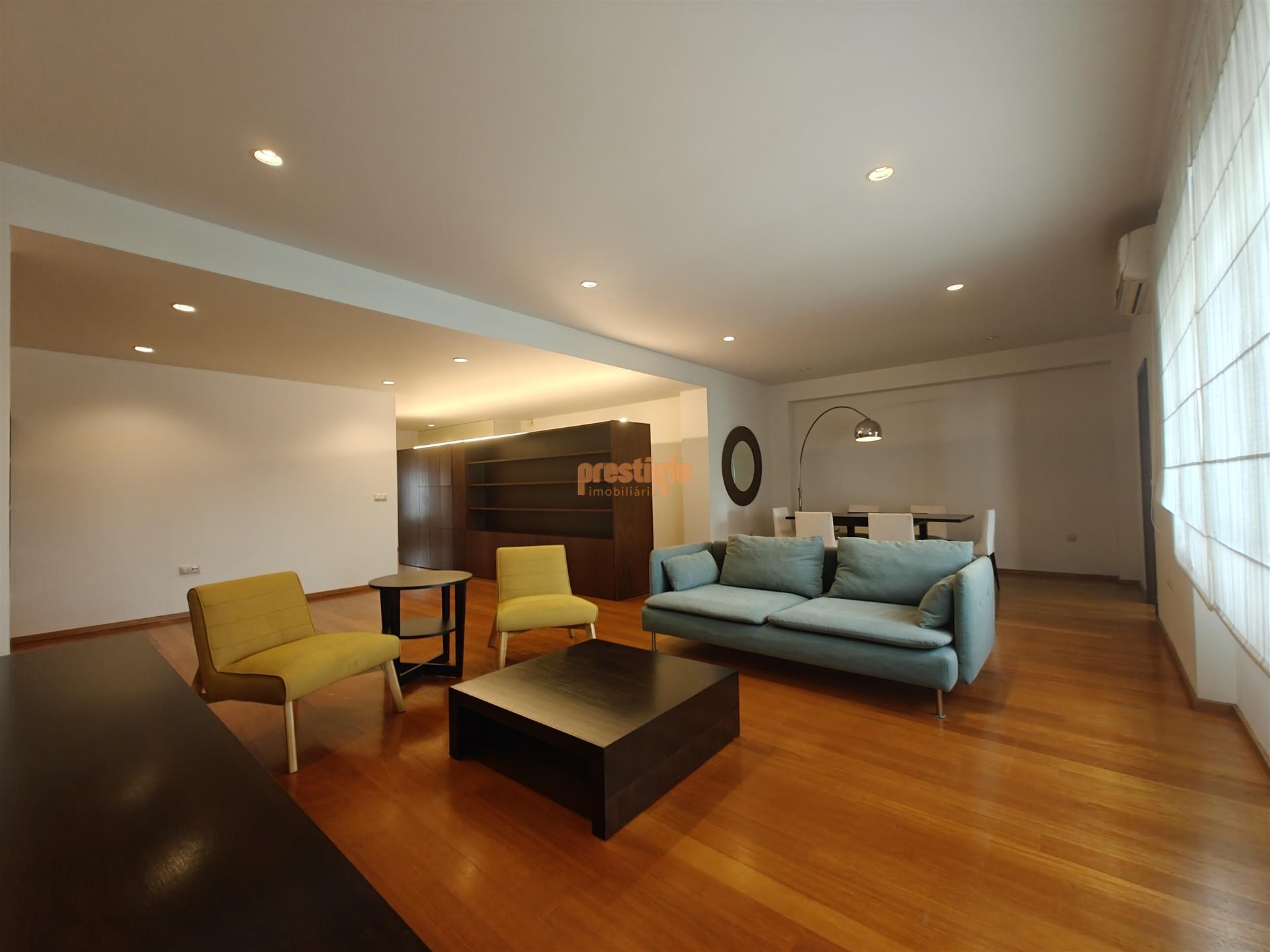 Apartamento T2 Arrendamento em Braga (São José de São Lázaro e São João do Souto),Braga