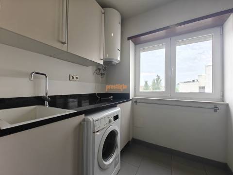 Apartamento T2 Arrendamento em Braga (São José de São Lázaro e São João do Souto),Braga