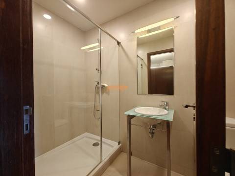 Apartamento T2 Arrendamento em Braga (São José de São Lázaro e São João do Souto),Braga