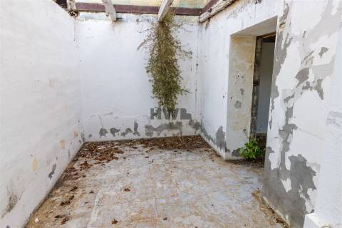 Terreno Misto T2 Venda em Imaculado Coração de Maria,Funchal