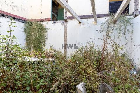 Terreno Misto T2 Venda em Imaculado Coração de Maria,Funchal