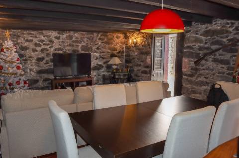 Moradia T2+1 Venda em Prazeres,Calheta (Madeira)