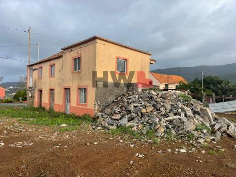 Moradia T4 Venda em Prazeres,Calheta (Madeira)