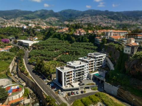 Apartamento T5+1 Venda em Funchal (São Pedro),Funchal