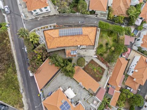 Moradia T4 Venda em Funchal (Santa Maria Maior),Funchal