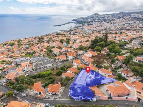 Moradia T4 Venda em Funchal (Santa Maria Maior),Funchal