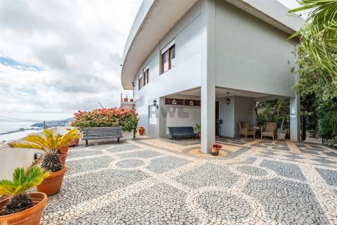 Moradia T4 Venda em Funchal (Santa Maria Maior),Funchal