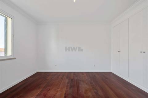 Moradia Geminada T3+1 Venda em Caniço,Santa Cruz