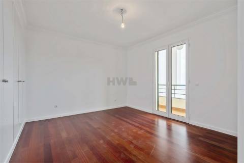 Moradia Geminada T3+1 Venda em Caniço,Santa Cruz