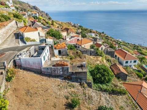 Moradia T4 Venda em Fajã da Ovelha,Calheta (Madeira)