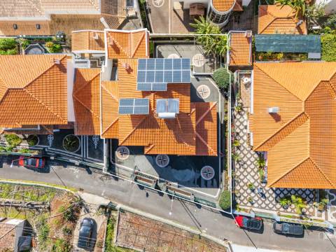 Moradia T4+1 Venda em Santo António,Funchal