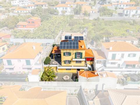 Moradia T4+1 Venda em Santo António,Funchal