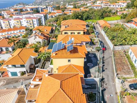Moradia T4+1 Venda em Santo António,Funchal