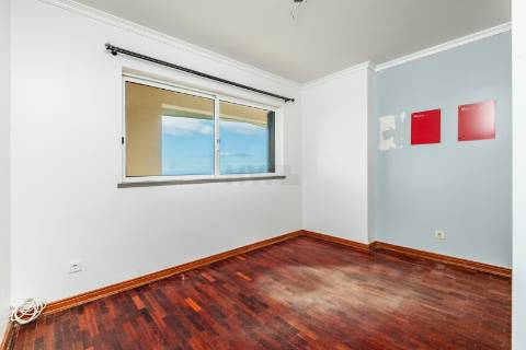Apartamento T4 DUPLEX Venda em Caniço,Santa Cruz