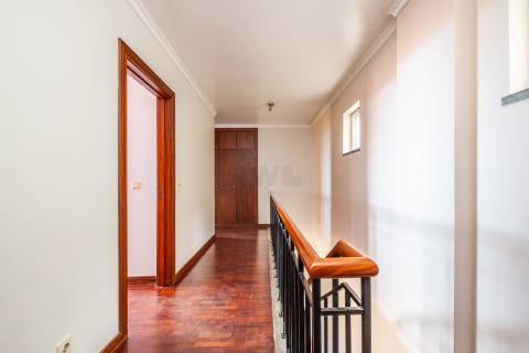 Apartamento T4 DUPLEX Venda em Caniço,Santa Cruz