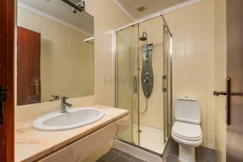 Apartamento T4 DUPLEX Venda em Caniço,Santa Cruz