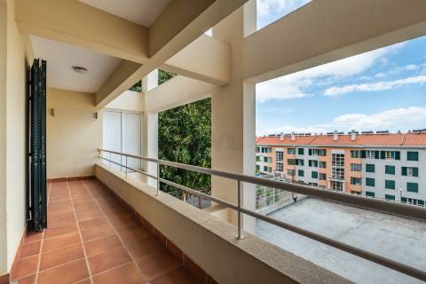 Apartamento T4 DUPLEX Venda em Caniço,Santa Cruz