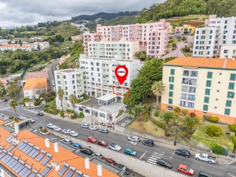 Apartamento T4 DUPLEX Venda em Caniço,Santa Cruz