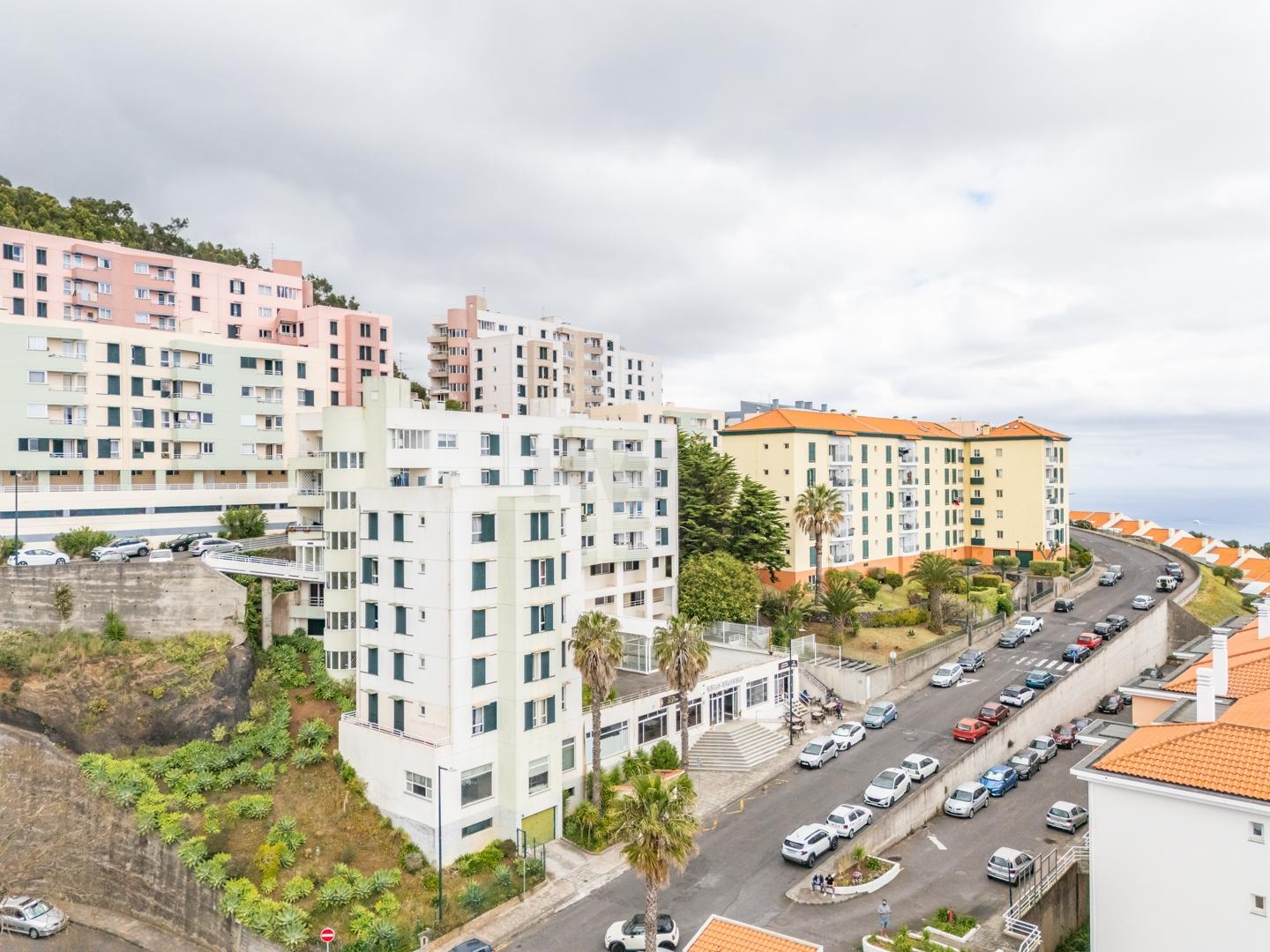 Apartamento T4 DUPLEX Venda em Caniço,Santa Cruz