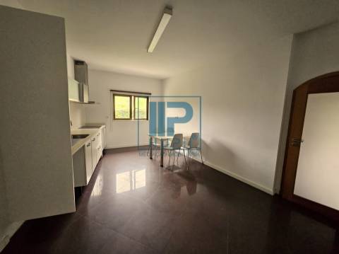 Andar Moradia T3 Arrendamento em Fermentões,Guimarães