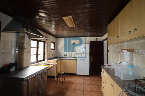 Moradia T5+2 Venda em Armil,Fafe