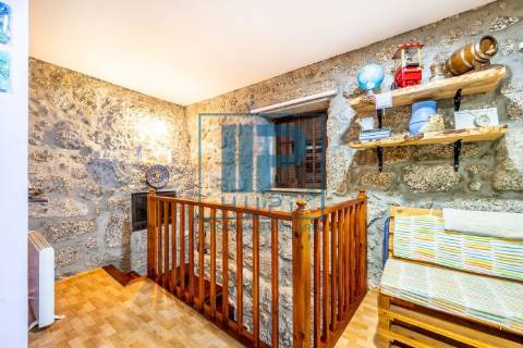 Moradia T2+1 Venda em Cantelães,Vieira do Minho