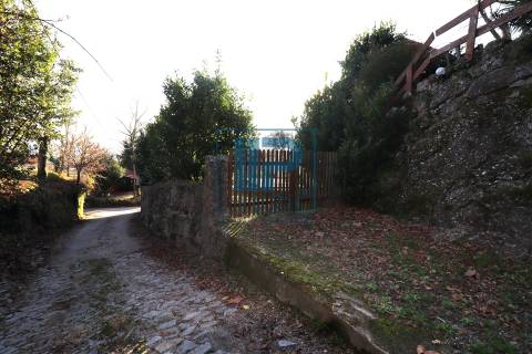 Moradia T2+1 Venda em Cantelães,Vieira do Minho