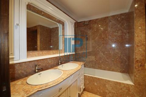 Apartamento T4 Venda em Oliveira, São Paio e São Sebastião,Guimarães