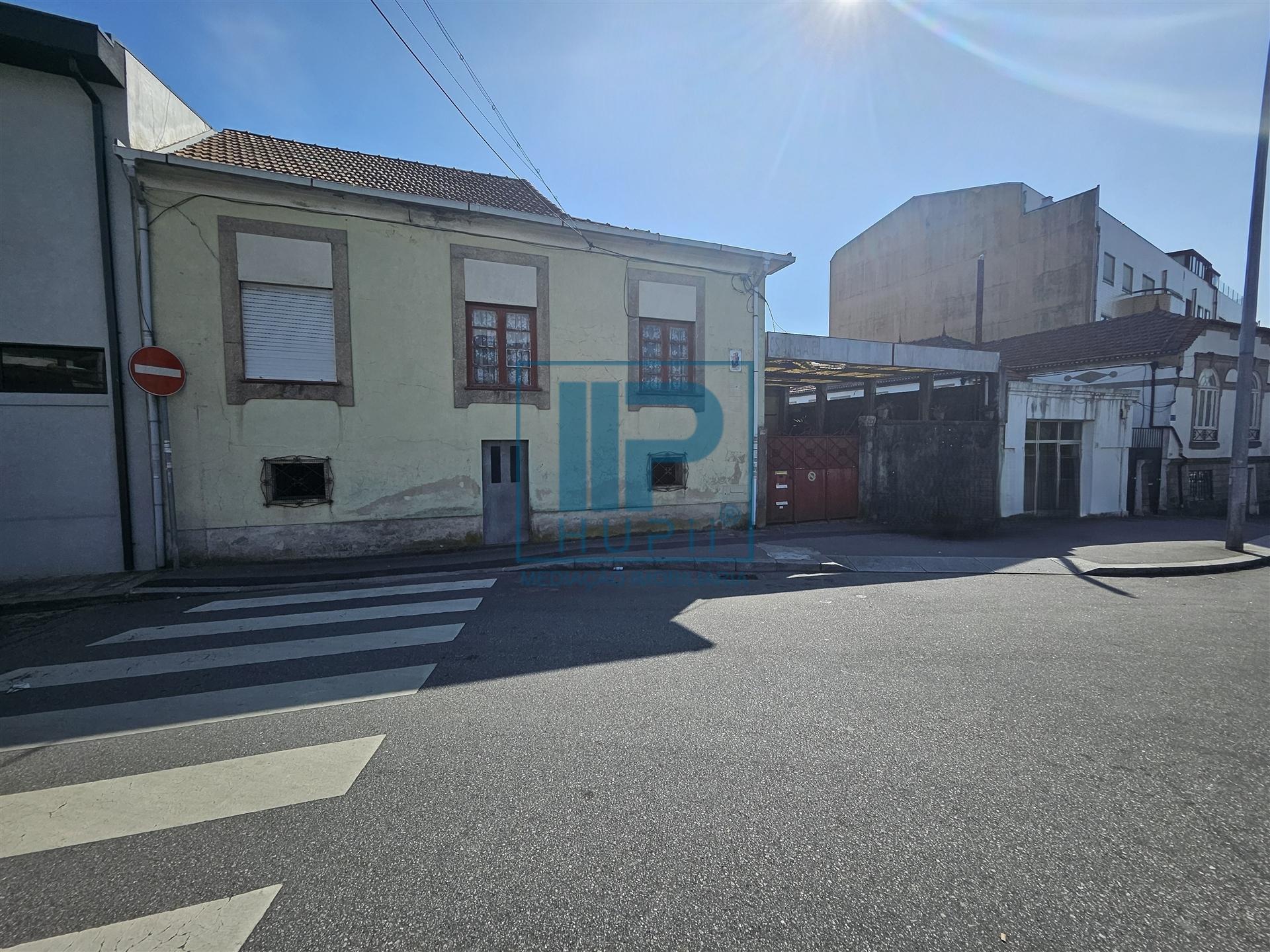 Moradia T5 Venda em São Mamede de Infesta e Senhora da Hora,Matosinhos