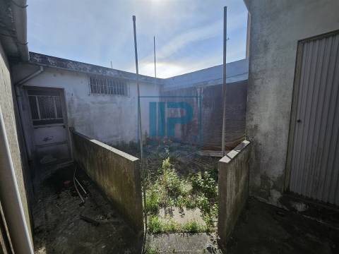 Terreno Urbano  Venda em São Mamede de Infesta e Senhora da Hora,Matosinhos