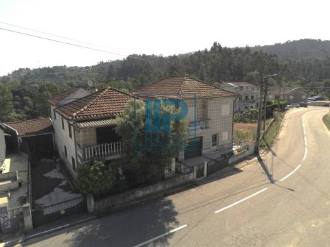 Moradia T4+4 Venda em Armil,Fafe