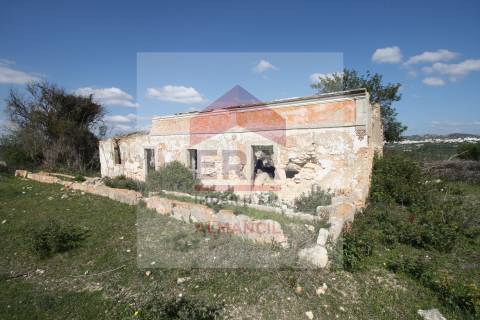 Moradia Devoluta T3 Venda em Loulé (São Clemente),Loulé