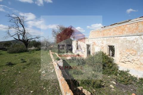 Moradia Devoluta T3 Venda em Loulé (São Clemente),Loulé