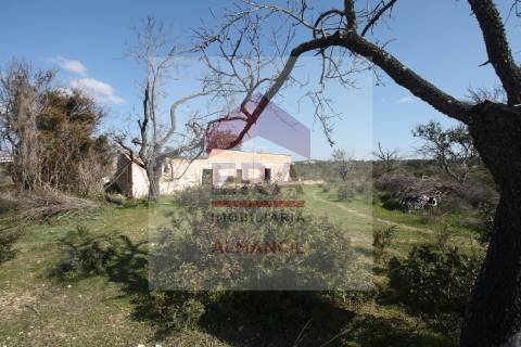 Moradia Devoluta T3 Venda em Loulé (São Clemente),Loulé