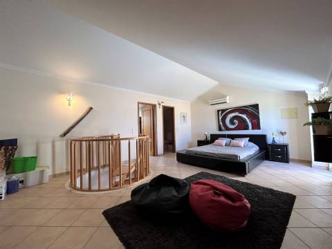 Moradia Geminada T3 Venda em Ferreiras,Albufeira