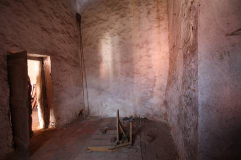 Moradia para Restaurar T2 Venda em Salir,Loulé