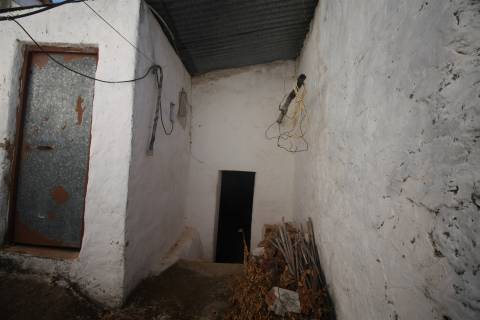 Moradia para Restaurar T2 Venda em Salir,Loulé