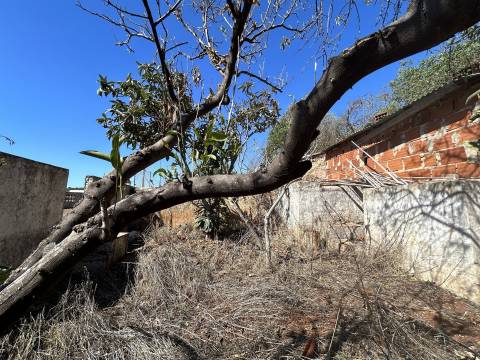 Moradia para Restaurar T2 Venda em Salir,Loulé