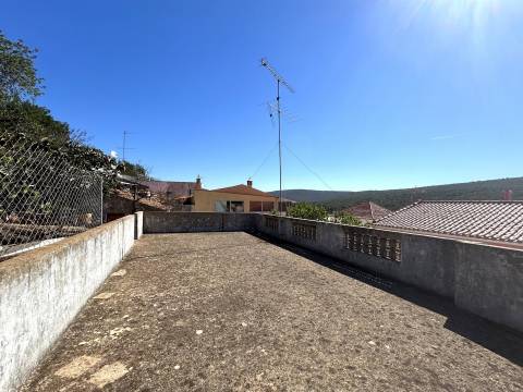 Moradia para Restaurar T2 Venda em Salir,Loulé