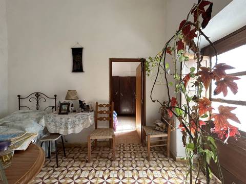 Moradia para Restaurar T2 Venda em Salir,Loulé